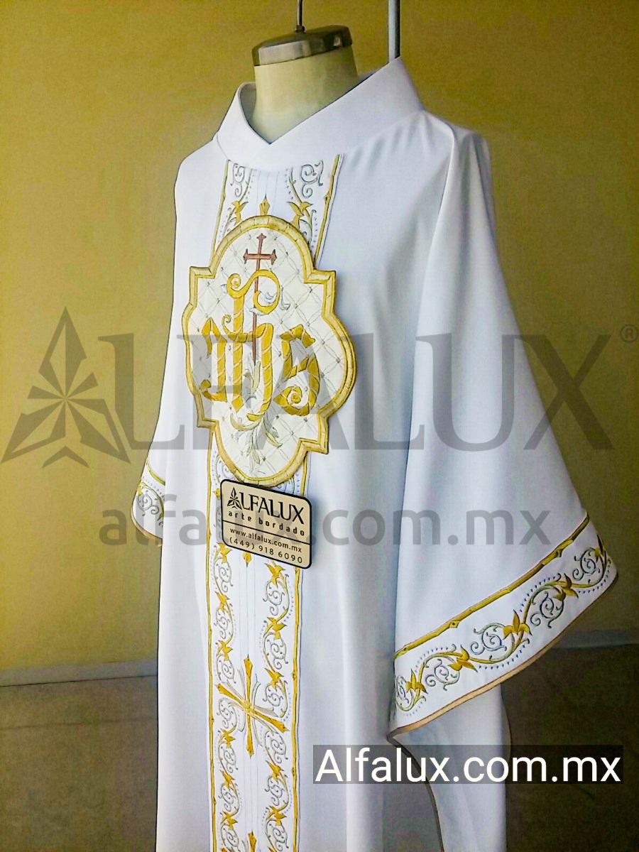 15 CARDENAL BLANCO MEDALLON JHS LATERARLES 1